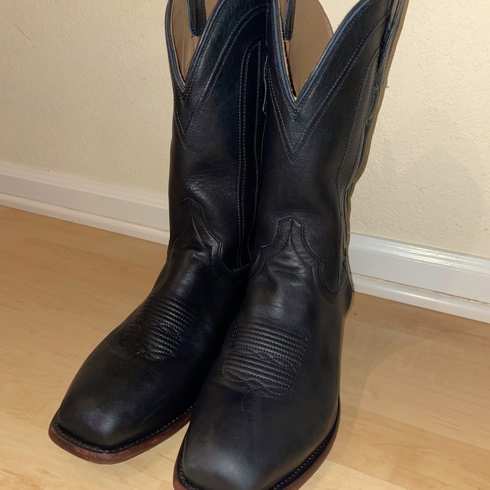 Mens Tecovas The Jackson. Color: Midnight Calf.  Size 11 EE.